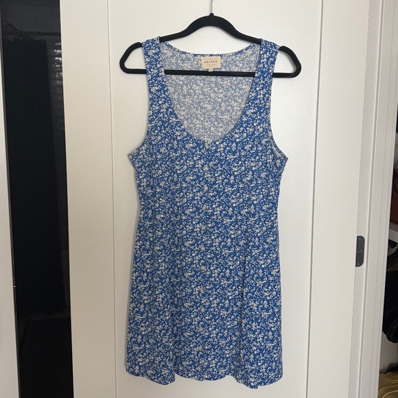 Sezane Leo Dress - Blue Garden - Picture 2 of 4